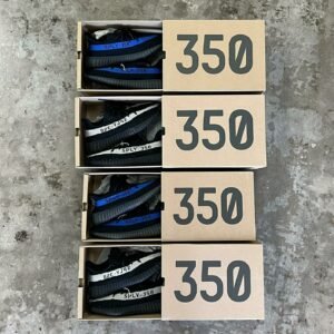 YEEZY SHOES PALLET - Image 18