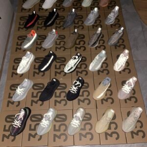 YEEZY SHOES PALLET - Image 24