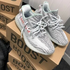 YEEZY SHOES PALLET - Image 30