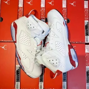 Jordan Shoes Pallet - Image 29
