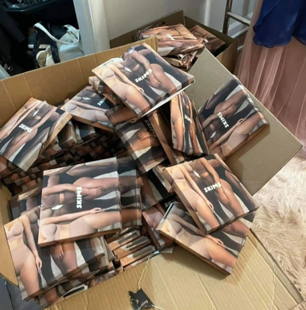 Skims Pallets – Wholesale Shapewear & Loungewear 2 Skims Pallets,Wholesale Skims Pallets,Skims Shapewear Pallets,Reseller Skims Clothing